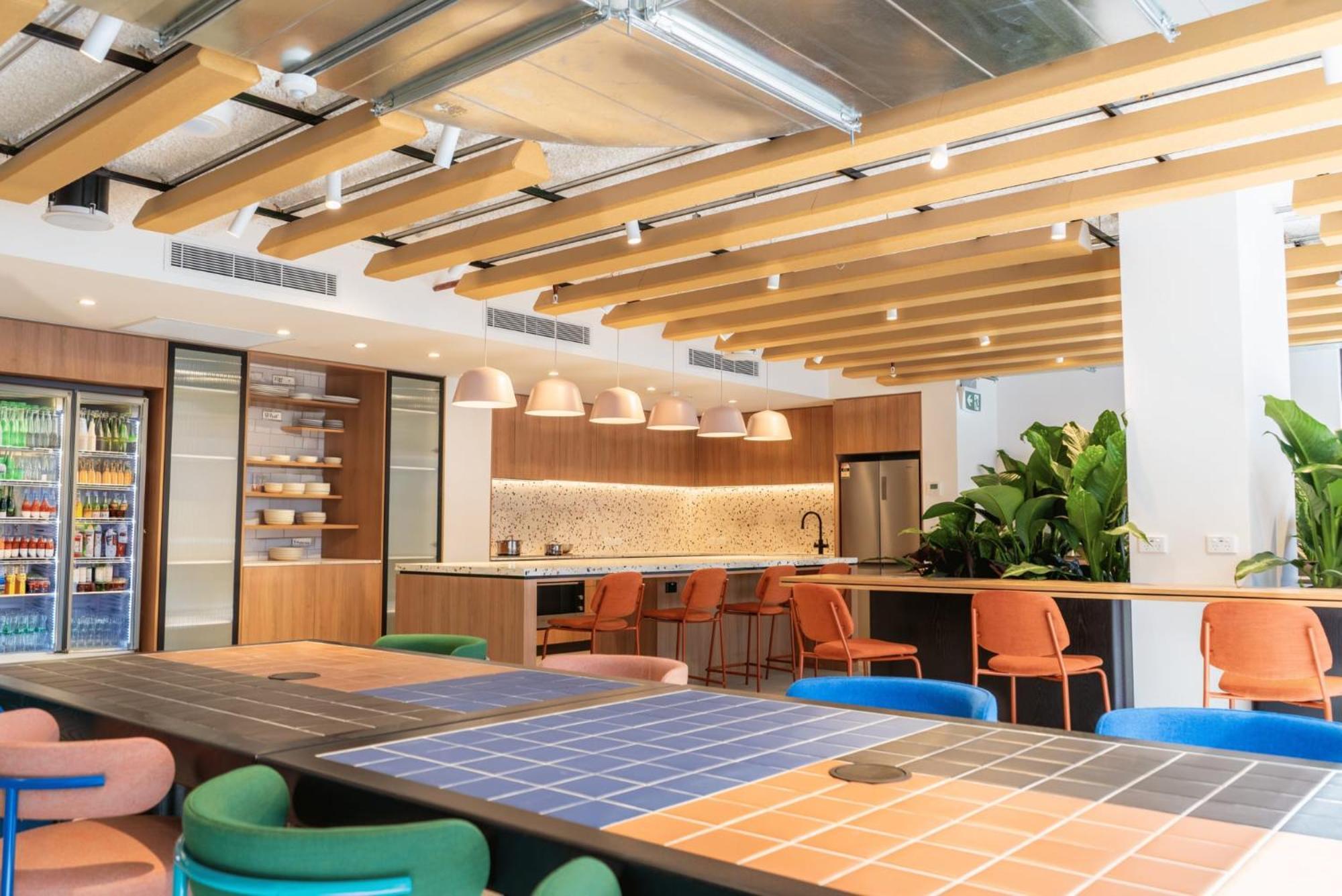 For Students Only Self Contained At The Switch Kensington