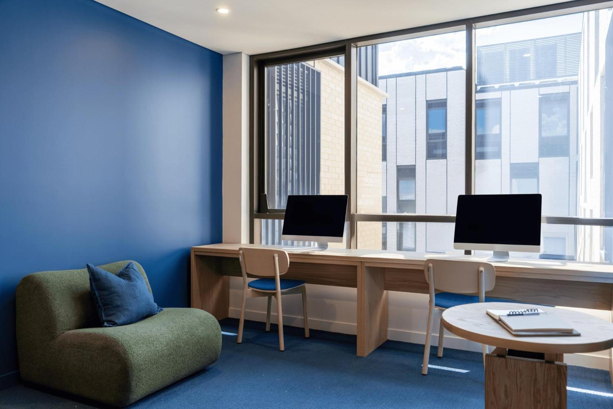 For Students Only Self Contained At The Switch Kensington * Sydney